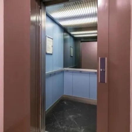Apartment Studio Recent, Climatise, Monaco Et Gare A Pied *