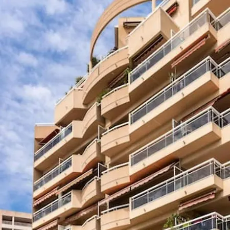 Apartment Studio Recent, Climatise, Monaco Et Gare A Pied