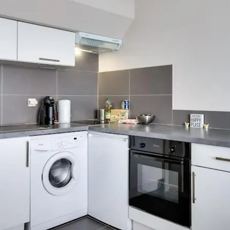 Apartamento Studio Récent, Climatisé, Monaco Et Gare à Pied